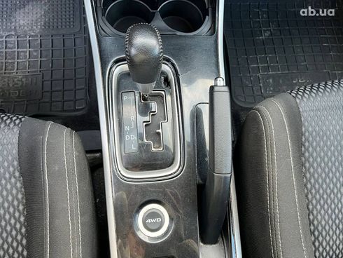 Mitsubishi Outlander 2017 серый - фото 29