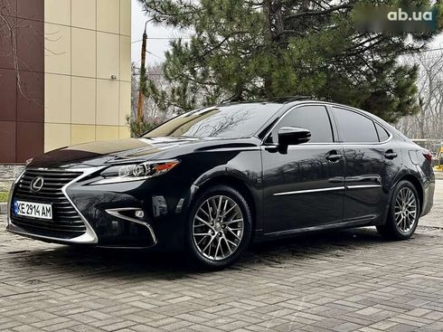 Lexus ES 2018 - фото 3