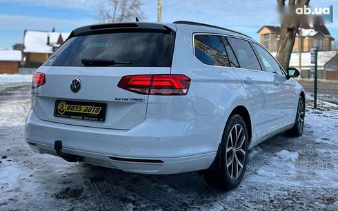 Volkswagen Passat 2017 - фото 7