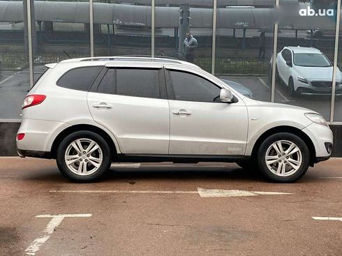 Hyundai Santa Fe 2010 - фото 7
