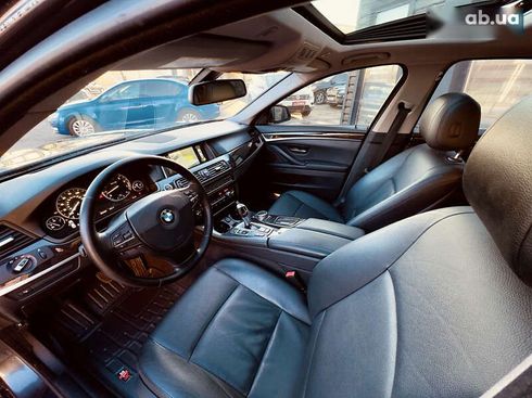 BMW 5 серия 2014 - фото 30