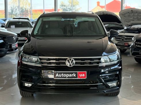 Volkswagen Tiguan 2018 черный - фото 2