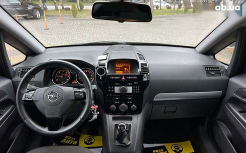 Opel Zafira 2012 - фото 15