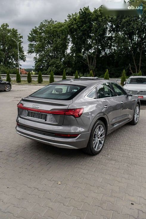 Audi E-Tron 2022 - фото 4