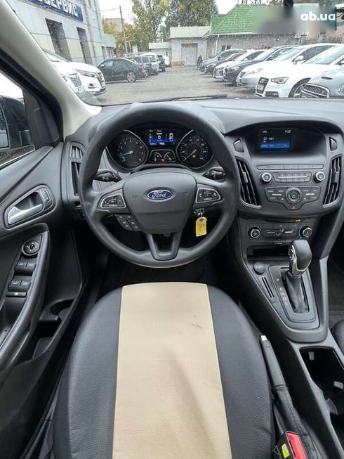 Ford Focus 2018 - фото 24