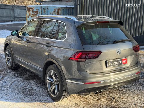 Volkswagen Tiguan 2020 серый - фото 8