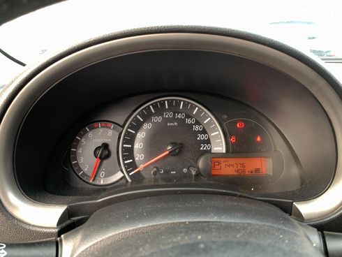 Nissan Micra 2014 белый - фото 27