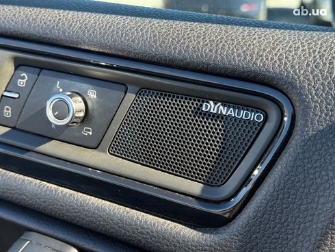 Volkswagen Touareg 2011 серый - фото 27