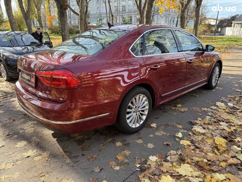 Volkswagen Passat 2016 красный - фото 4