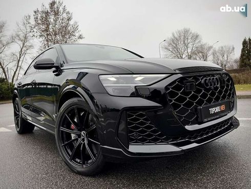 Audi RS Q8 2024 - фото 13