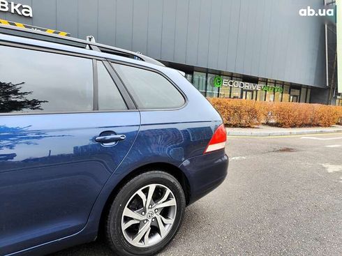 Volkswagen Golf 2010 - фото 8