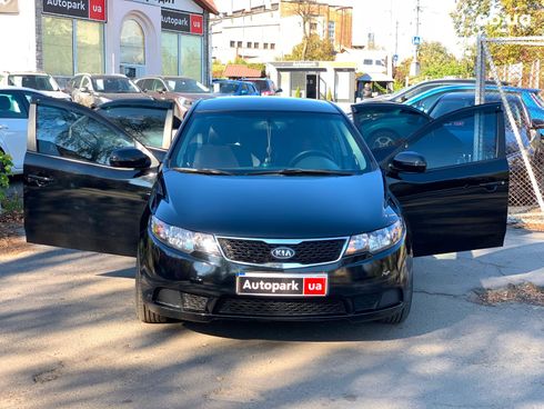 Kia Forte 2012 черный - фото 19