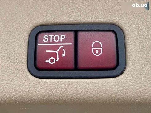 Mercedes-Benz M-Класс 2013 - фото 18