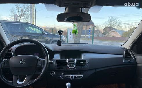 Renault Laguna 2012 - фото 9