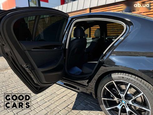 BMW 5 серия 2022 - фото 25