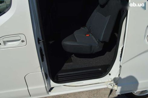 Nissan e-NV200 2016 - фото 12
