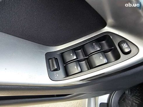 Subaru Legacy 2009 - фото 12