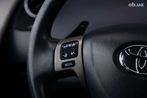 Toyota Yaris 2011 - фото 17