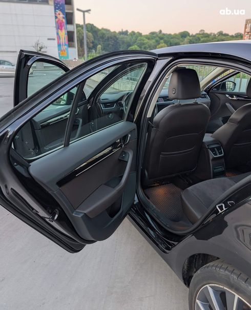 Skoda Octavia 2018 черный - фото 6