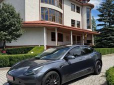 Продаж вживаних Tesla в Львівській області - купити на Автобазарі