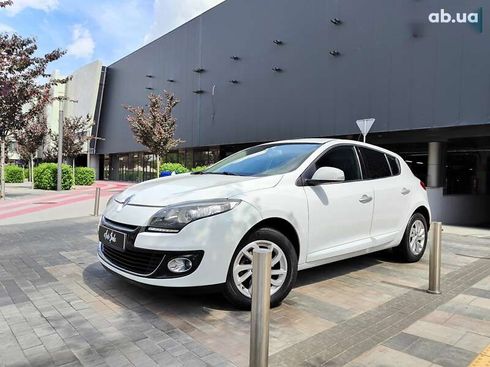 Renault Megane 2013 - фото 9