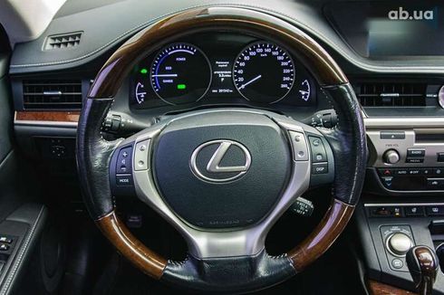 Lexus ES 2015 - фото 18