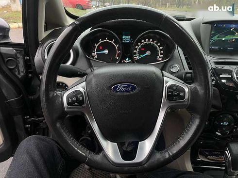 Ford Fiesta 2017 - фото 20