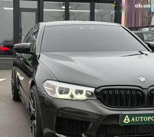 BMW 5 серия 2018 - фото 18