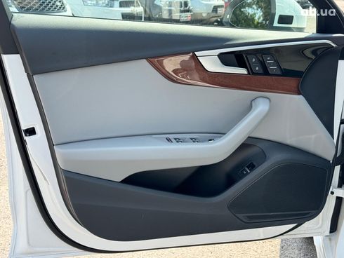 Audi A4 2023 белый - фото 18