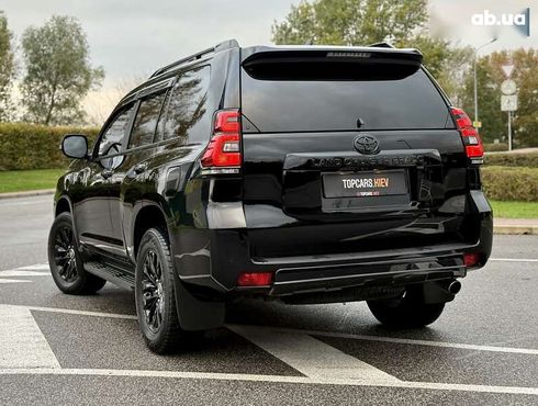 Toyota Land Cruiser Prado 2020 - фото 10