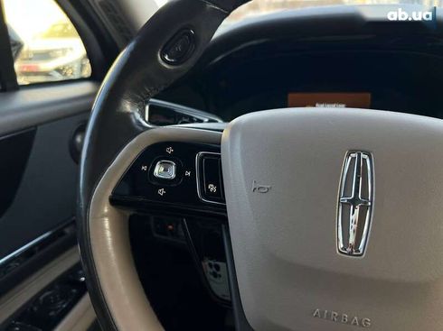 Lincoln Corsair 2020 - фото 14