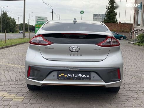 Hyundai Ioniq 2017 - фото 25