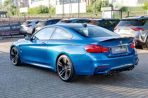 BMW M4 2016 - фото 9