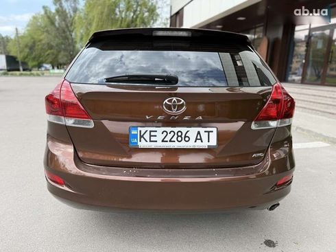 Toyota Venza 2013 - фото 12