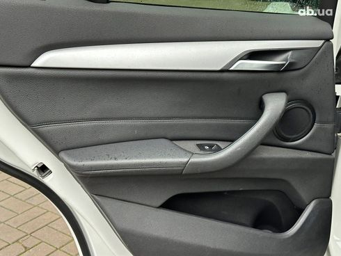 BMW X1 2016 белый - фото 13
