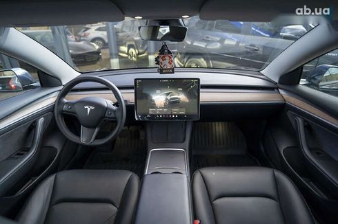 Tesla Model 3 2022 - фото 20