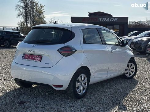 Renault Zoe 2020 - фото 12