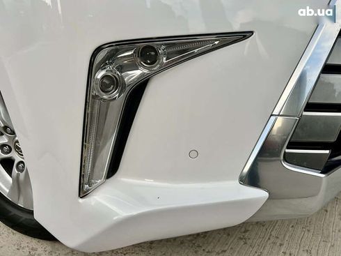 Lexus LX 2017 - фото 20