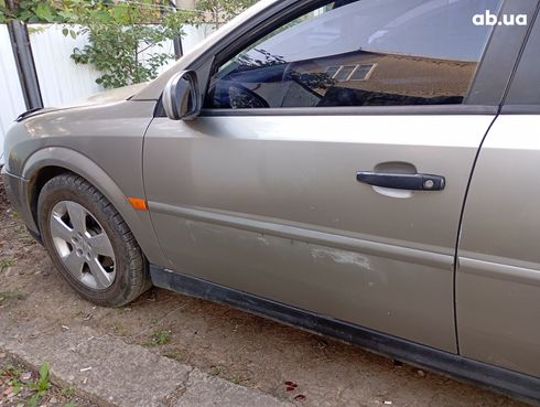 Opel Vectra 2003 серебристый - фото 14