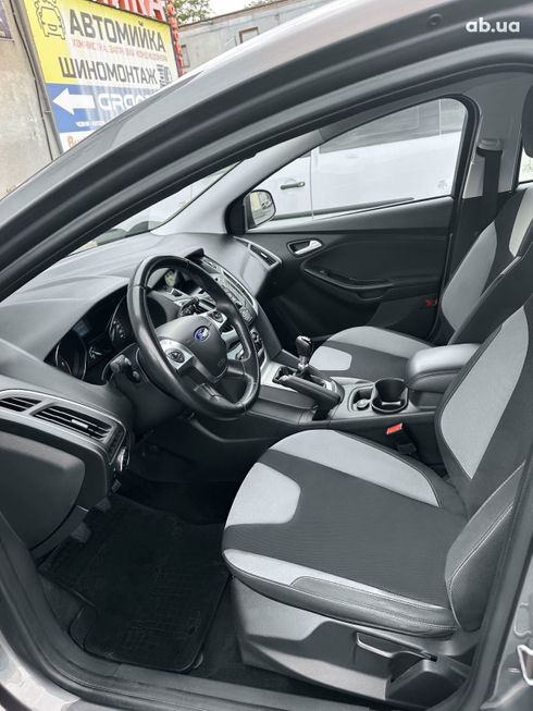 Ford Focus 2014 серый - фото 6