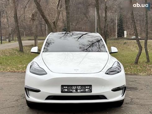 Tesla Model Y 2023 - фото 29