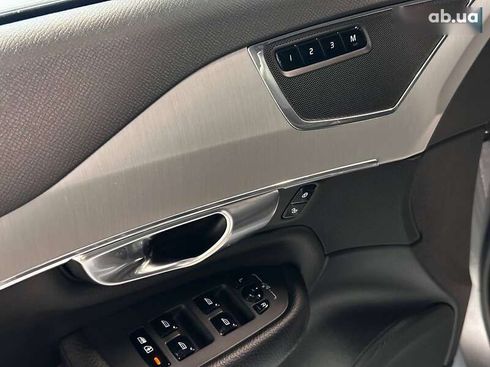 Volvo XC90 2019 - фото 17