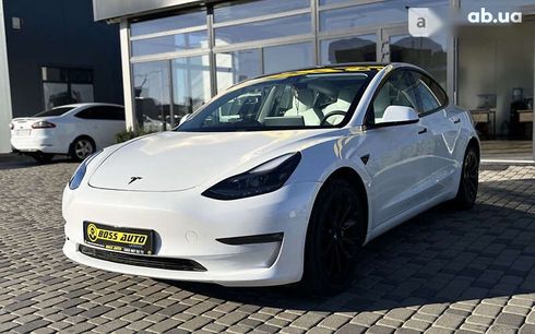 Tesla Model 3 2021 - фото 3