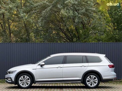 Volkswagen passat alltrack 2020 - фото 7