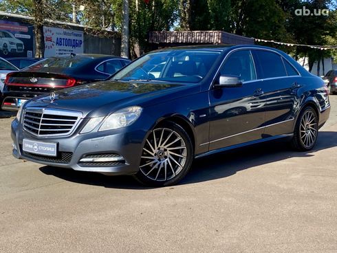 Mercedes-Benz E-Класс 2011 серый - фото 4