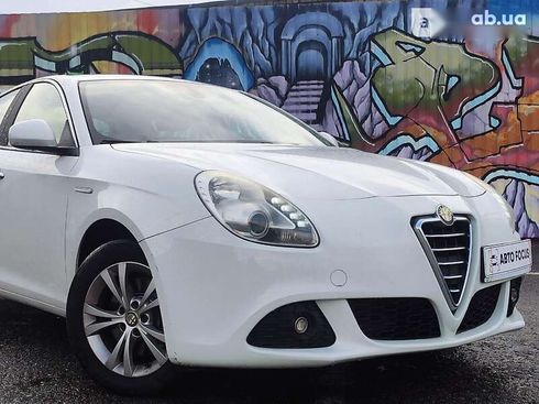 Alfa Romeo Giulietta 2012 - фото 2