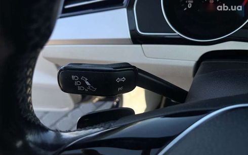 Volkswagen Passat 2015 - фото 16