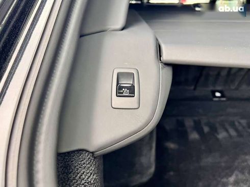 Rolls-Royce Cullinan 2022 - фото 16