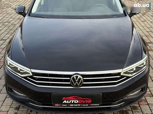 Volkswagen Passat 2022 - фото 11
