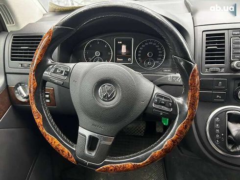 Volkswagen Multivan 2015 - фото 17